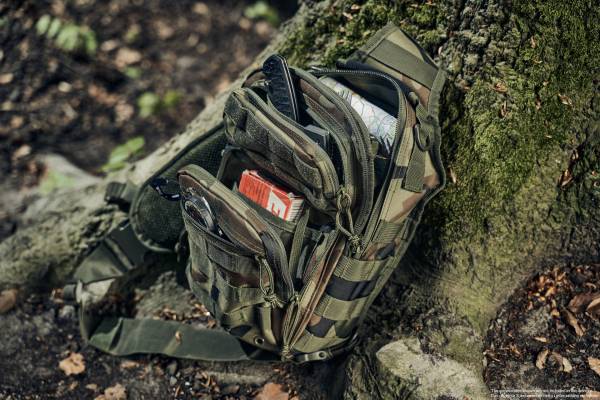Ausverkauf: US Cooper Sling Medium Woodland