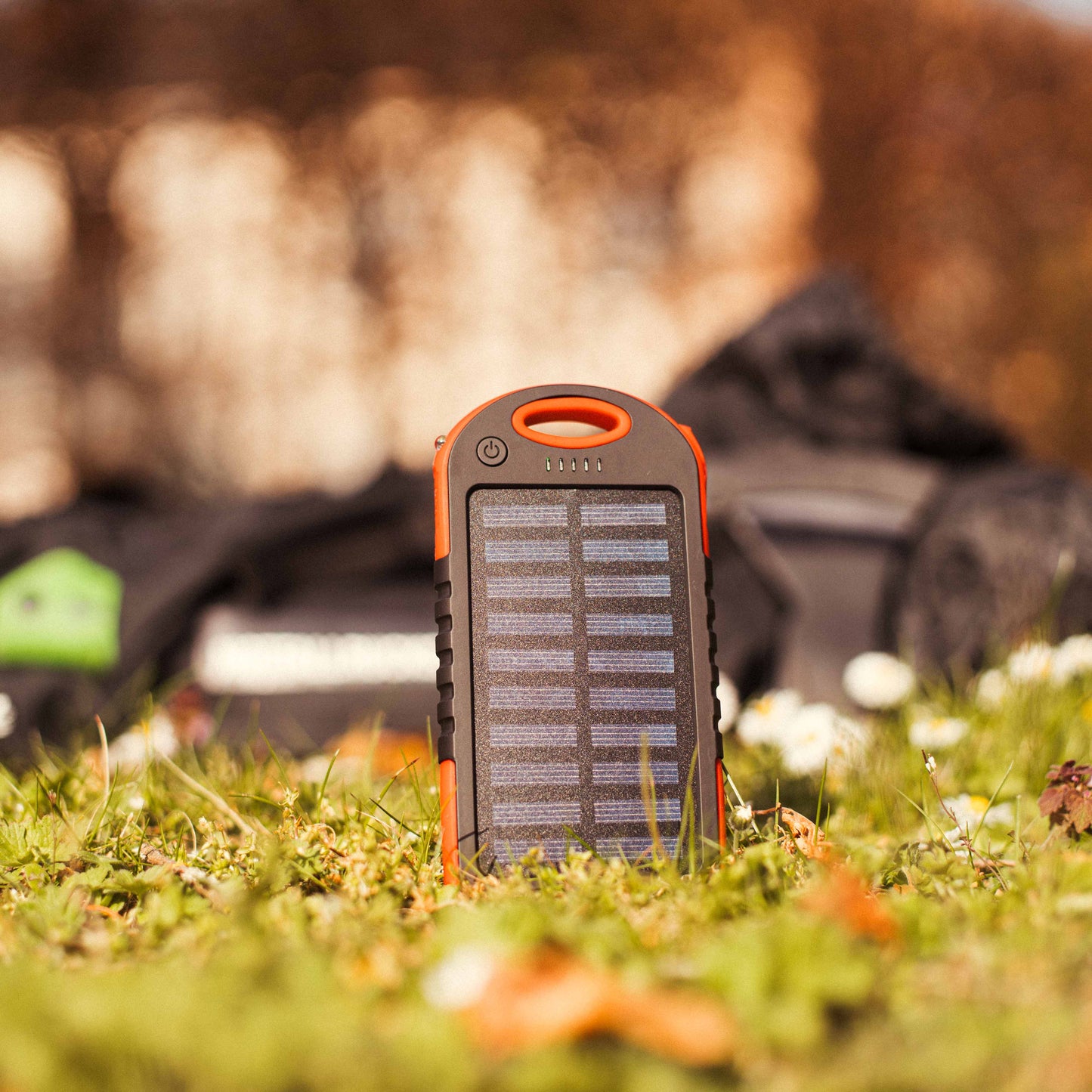 Ausverkauf: Solar Powerbank Premium - Überall deine Geräte laden - Testsieger