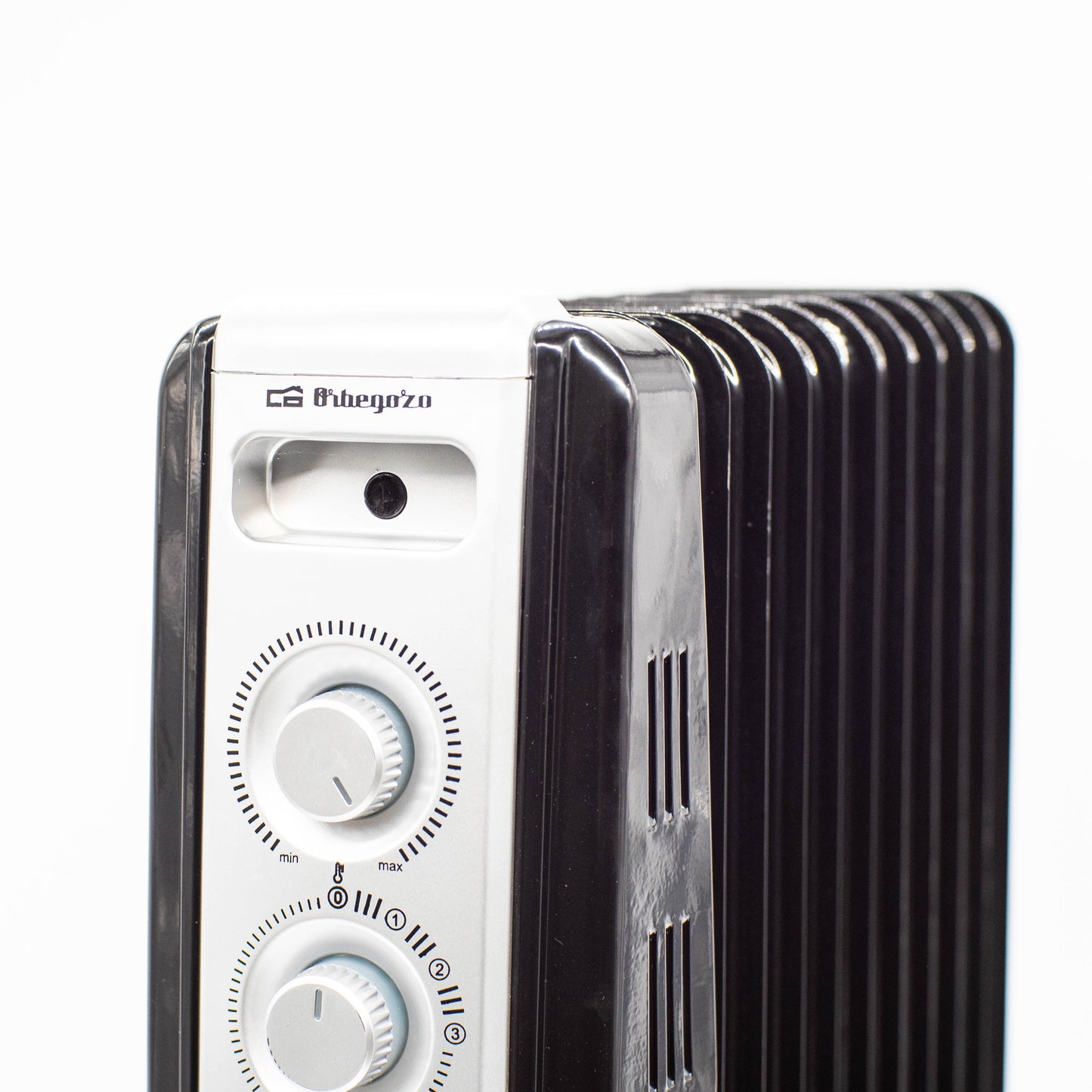 Ausverkauf: Premium Ölradiator Ölheizung - 2500 W - Notheizung - Ölheizung